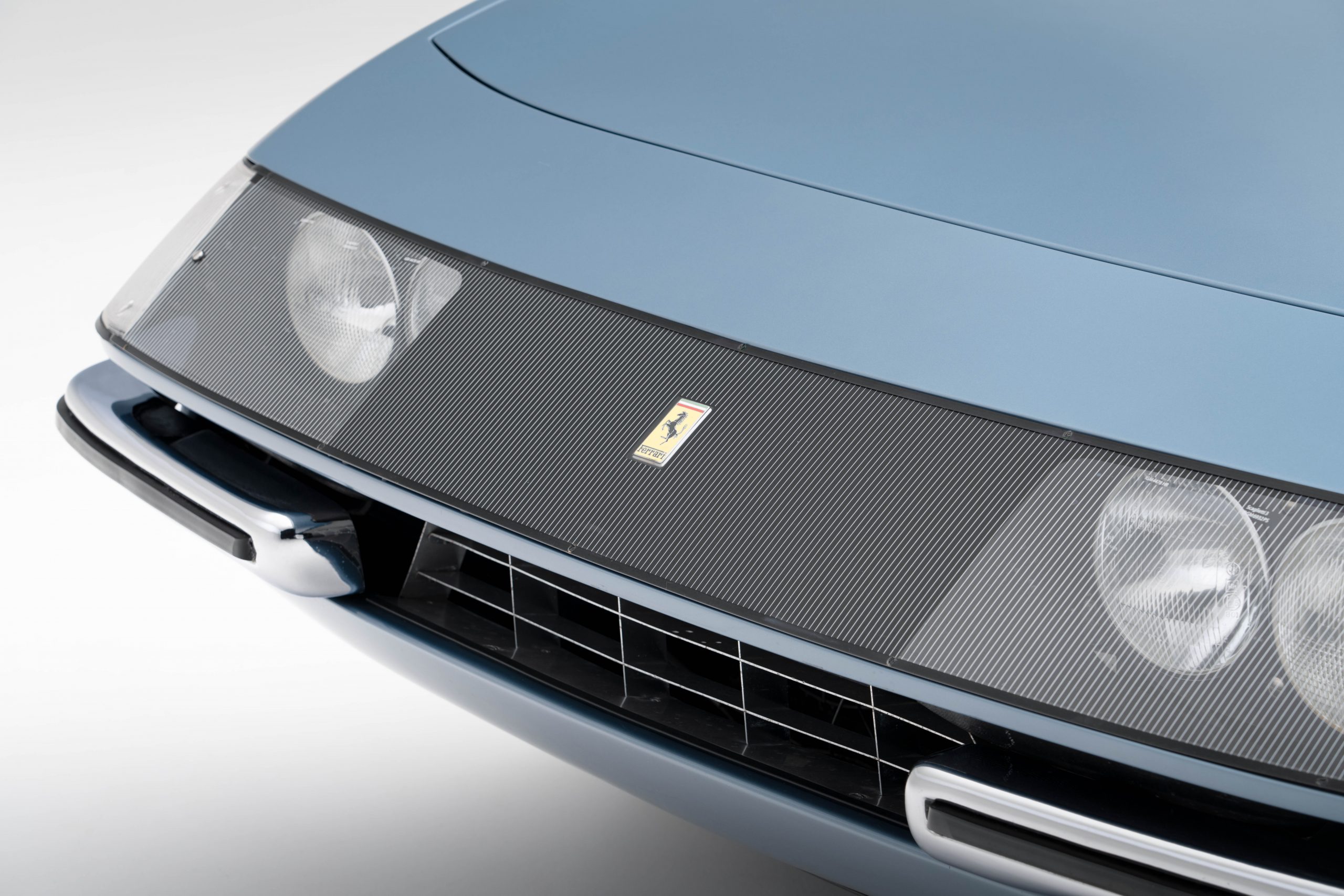 Daytona plexi & popup-19 PLexi glass headlights on the early Ferrari Daytona